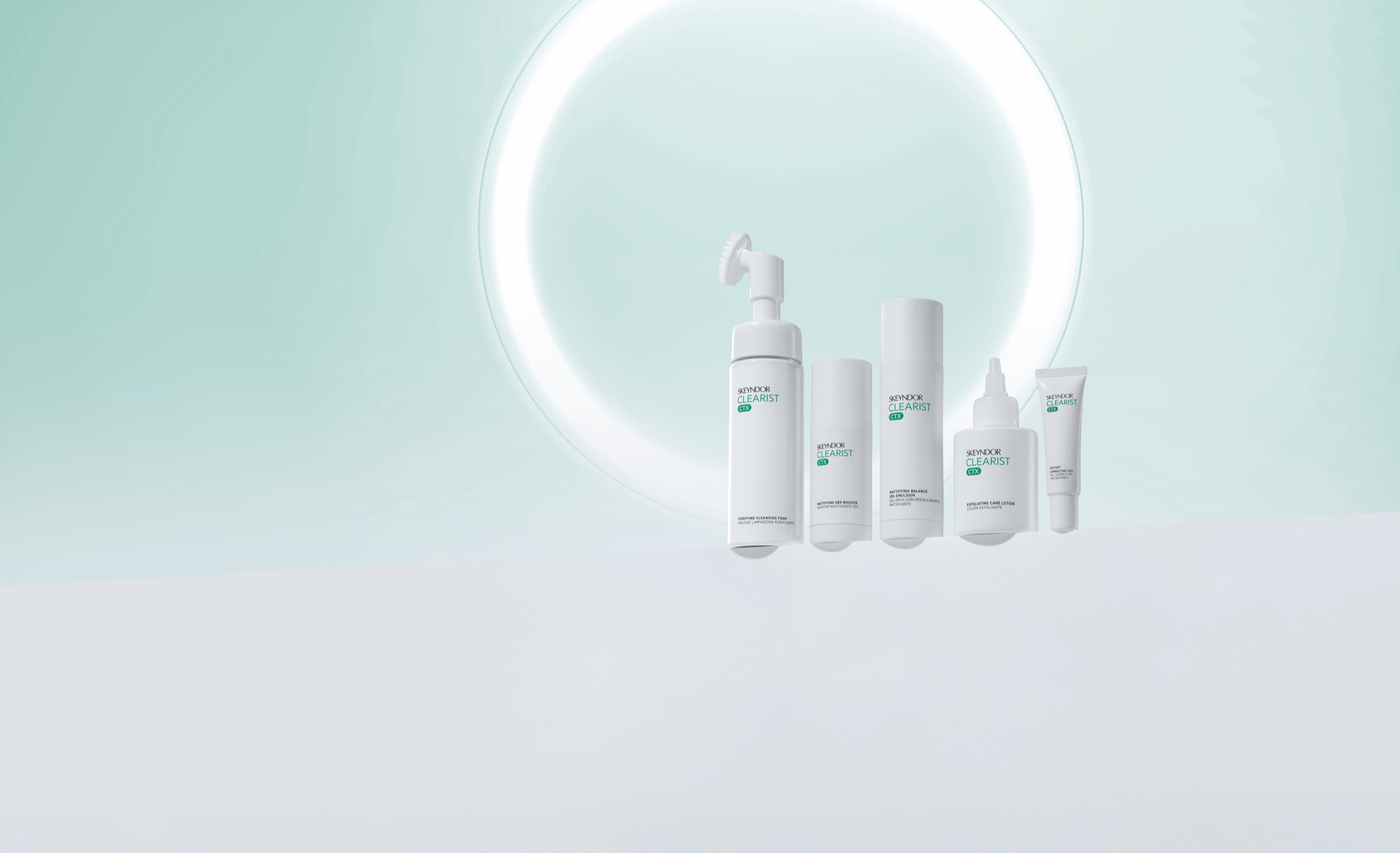 The complete CLEARIST CTX Method under a soft green halo of light